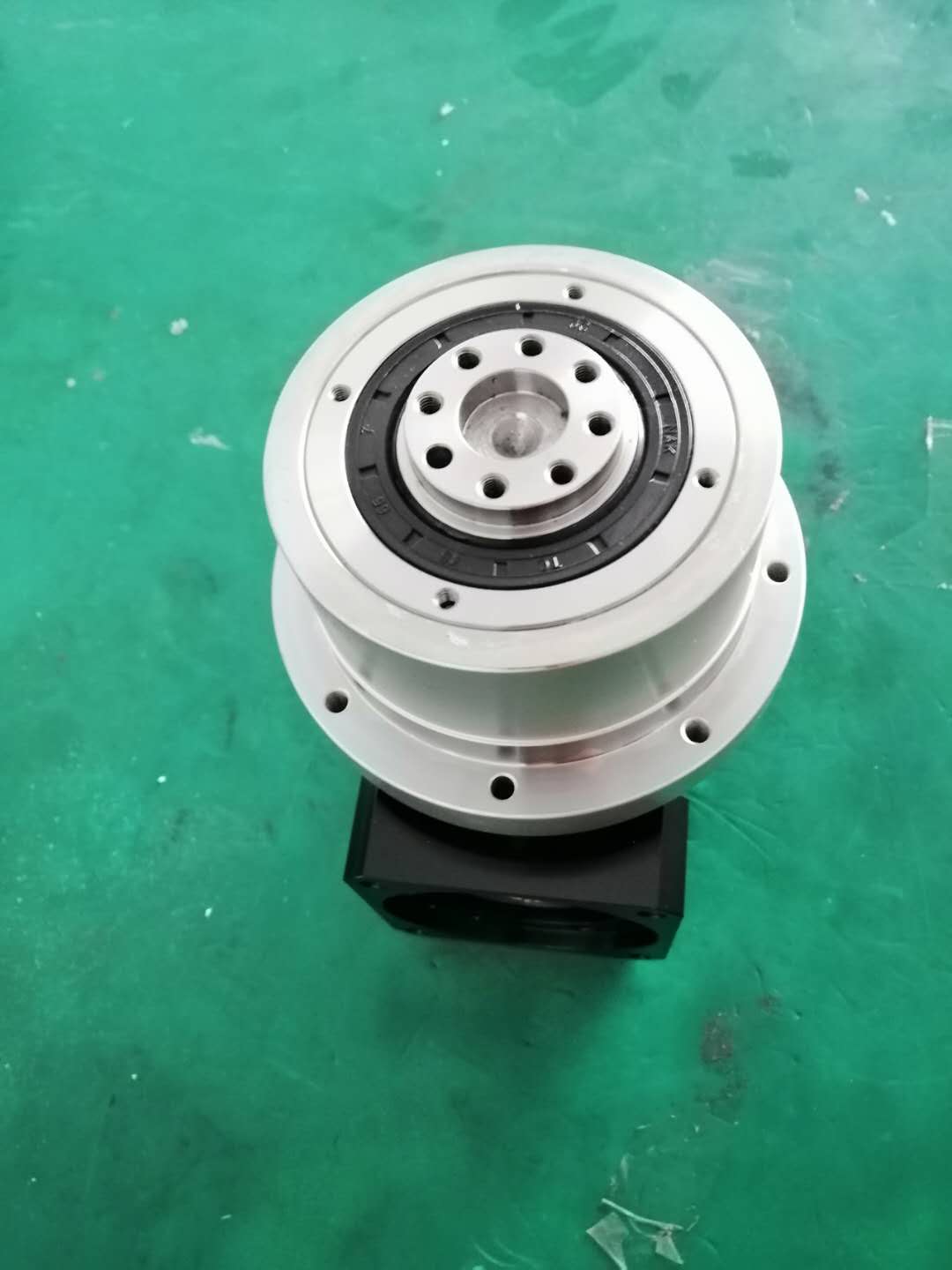 柯雄精密伺服行星減速機應(yīng)用于AGV小車-使用范圍及選取